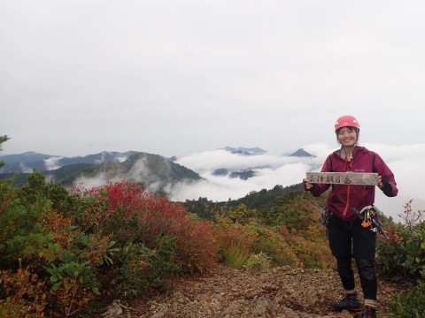 2021/9 会津朝日岳より 左端に未丈ヶ岳
